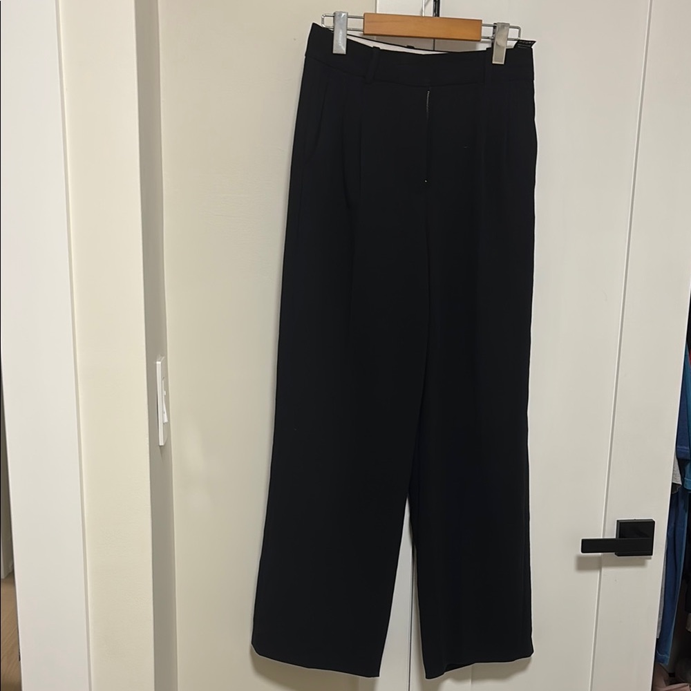 Aritzia Black Trousers